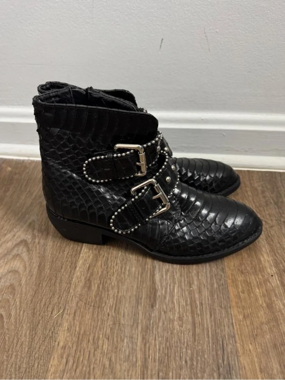 Women's Black Croc-Textured Studded Ankle Booties